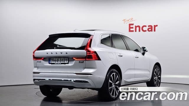 Volvo XC60 2025 — Şəkil 2/20