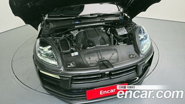 Porsche Macan 2024 — Şəkil 6/20