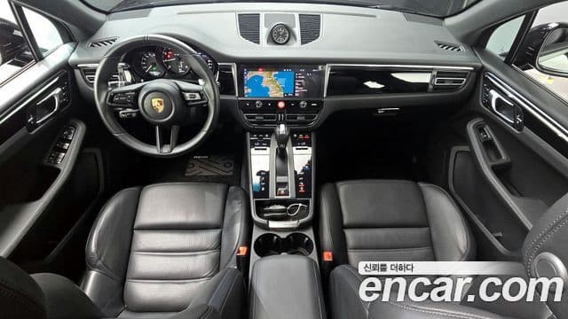 Porsche Macan 2024 — Şəkil 7/20