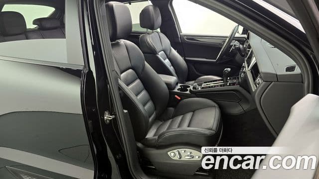 Porsche Macan 2024 — Şəkil 12/20