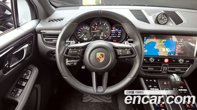 Porsche Macan 2024 — Şəkil 13/20