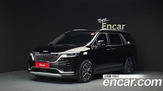 Kia Carnival 2023 — ფოტო 1/20