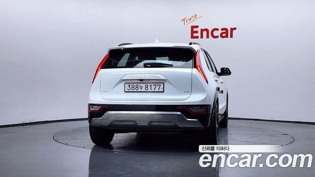 Kia Niro 2022 — Фото 4/20