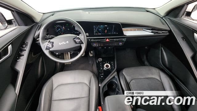 Kia Niro 2022 — Фото 7/20