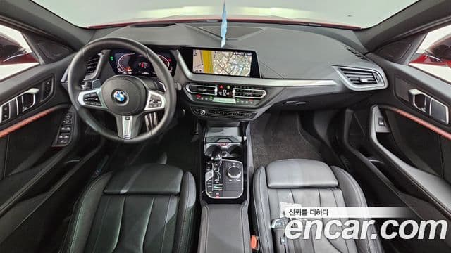 BMW 1 Series 2022 — ფოტო 7/20