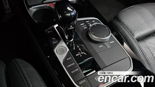 BMW 1 Series 2022 — ფოტო 9/20