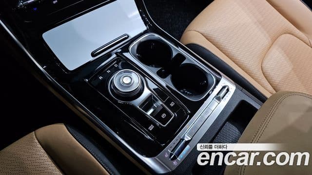 Kia Carnival 2023 — Фото 9/20