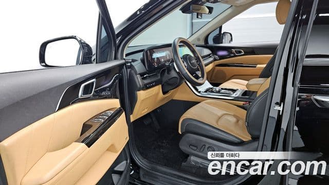Kia Carnival 2023 — Фото 10/20