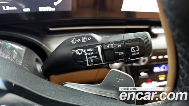 Kia Carnival 2023 — Photo 4/30