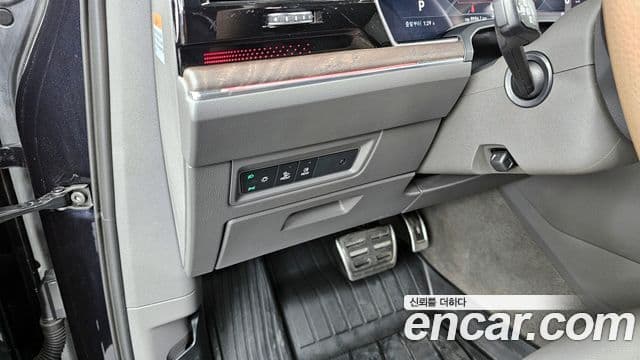 Volkswagen Touareg 2021 — Photo 4/33