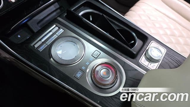 Genesis GV80 2021 — Şəkil 9/20