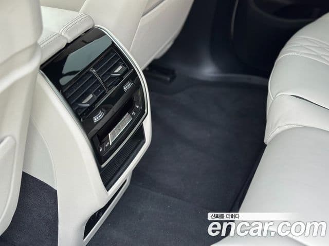 BMW X5 2025 — ფოტო 15/20