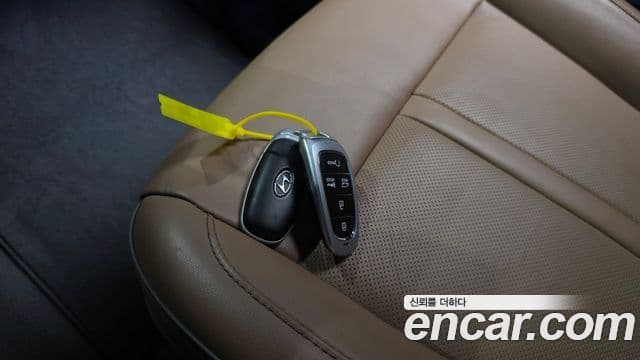 Hyundai Staria 2024 — Photo 29/31