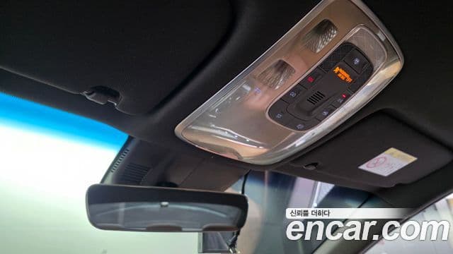 Genesis Electrified G80 2021 — ფოტო 18/20