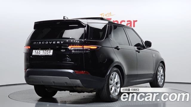 Land Rover Discovery 5 2018 — Şəkil 2/20