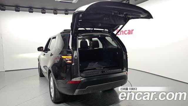 Land Rover Discovery 5 2018 — Şəkil 20/20