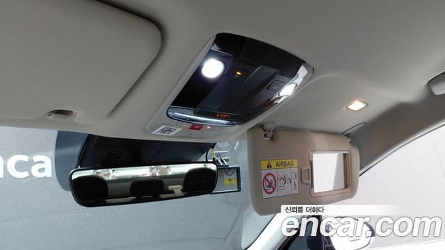 Kia K5 2023 — ფოტო 18/20