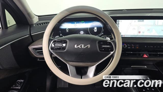 Kia K8 2021 — Şəkil 13/20