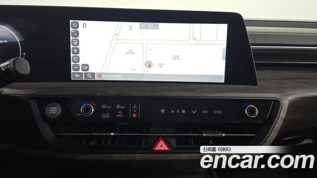 Kia K8 2021 — Şəkil 14/20
