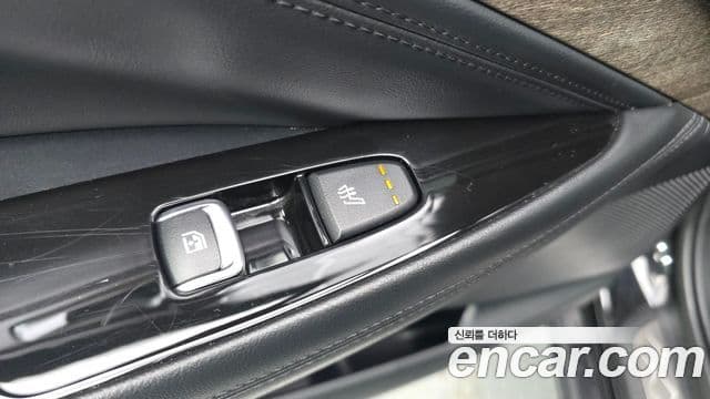 Kia K8 2021 — Şəkil 19/20