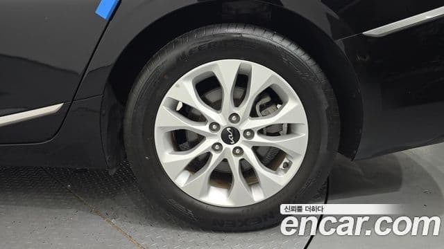 Kia K8 2021 — Şəkil 15/31