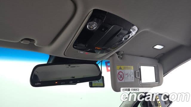 Kia K8 2021 — Şəkil 28/31
