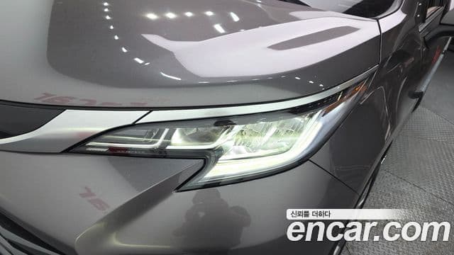 Toyota Sienna 2021 — Şəkil 5/31