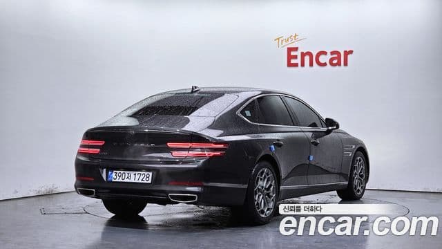Genesis G80 2022 — Photo 17/20