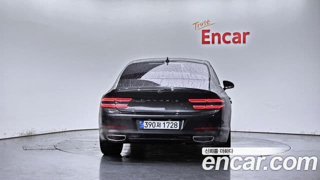 Genesis G80 2022 — Photo 2/20