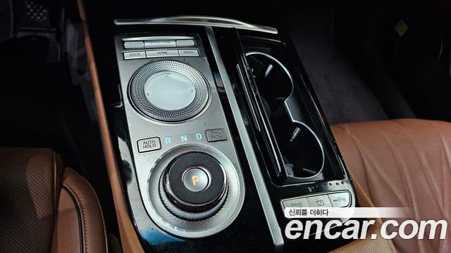Genesis G80 2022 — Photo 6/20