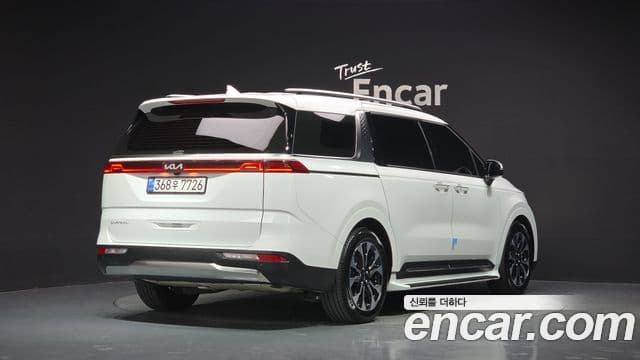 Kia Carnival 2023 — Şəkil 2/20