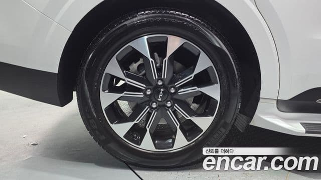Kia Carnival 2023 — Şəkil 5/20