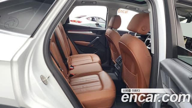 Audi Q5 2022 — ფოტო 11/20