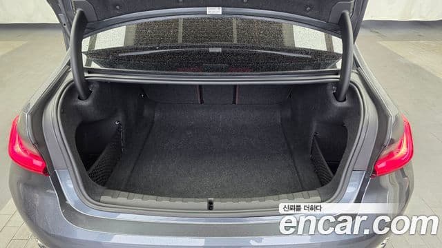 BMW 3 Series 2020 — ფოტო 20/20