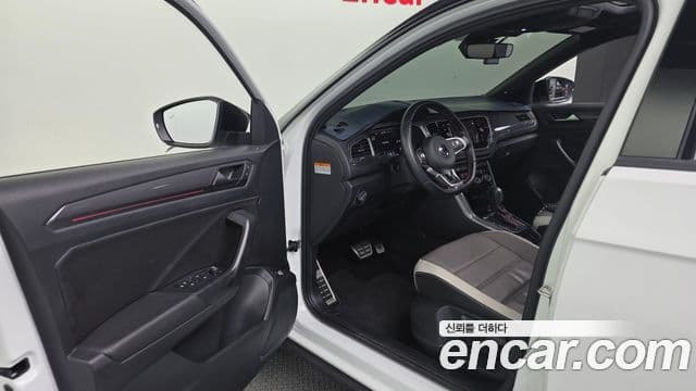 Volkswagen T-Roc 2021 — Şəkil 12/20
