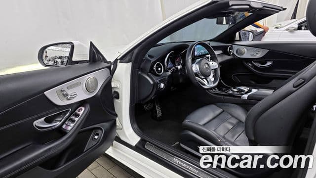 Mercedes-Benz C-Class 2019 — ფოტო 9/20