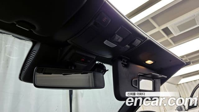 Mercedes-Benz C-Class 2019 — ფოტო 16/20