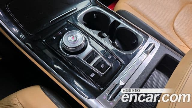 Kia Carnival 2021 — Şəkil 9/20