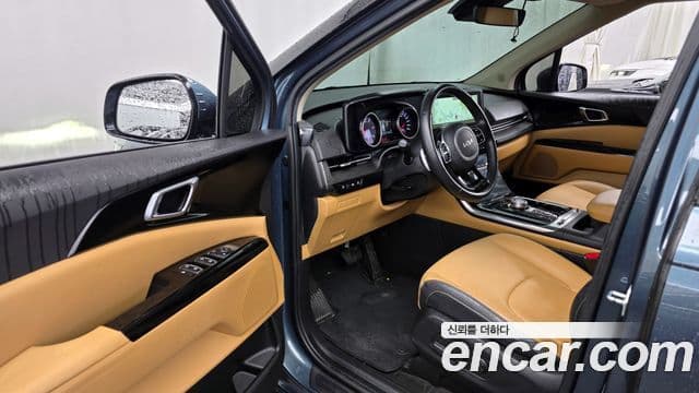 Kia Carnival 2021 — Şəkil 10/20