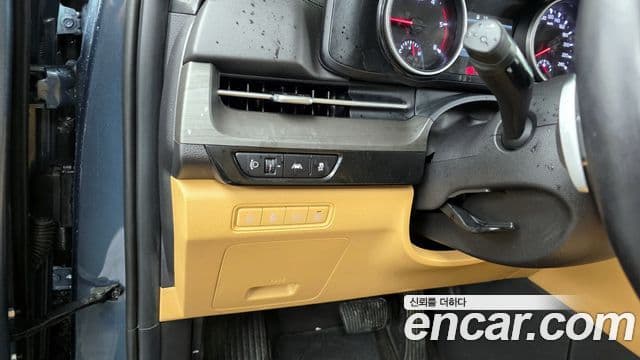Kia Carnival 2021 — Şəkil 16/20