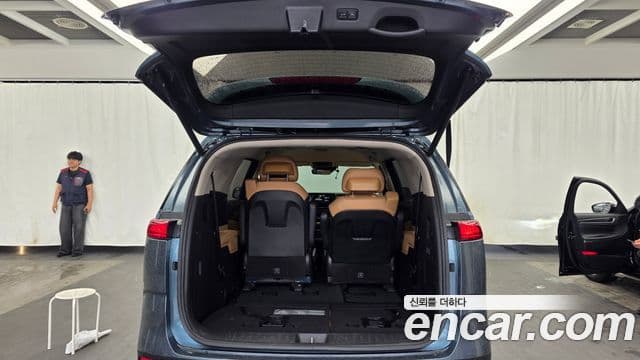 Kia Carnival 2021 — Şəkil 20/20