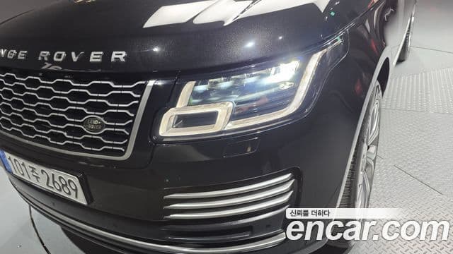 Land Rover Range Rover 2020 — Photo 22/30