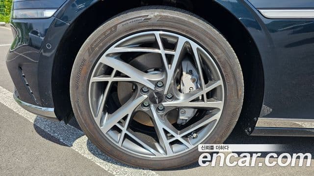 Genesis G90 2022 — Şəkil 5/20