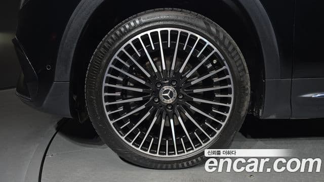 Mercedes-Benz EQB 2023 — ფოტო 1/20