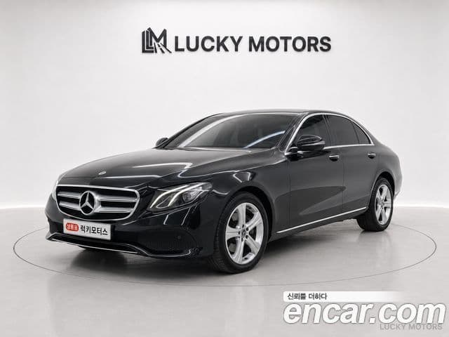 Mercedes-Benz E-Class 2018 — Фото 10/20