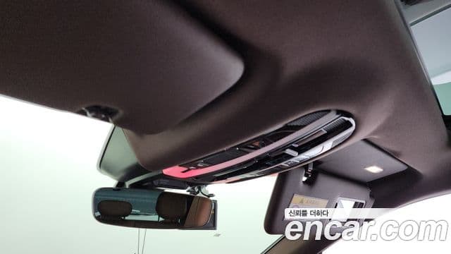 Porsche Cayenne 2020 — Photo 12/38