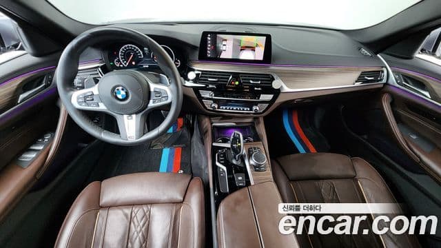 BMW 5 Series 2019 — Şəkil 7/20