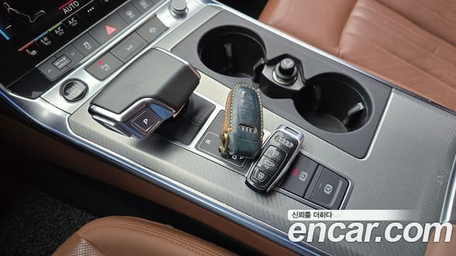 Audi A6 2021 — ფოტო 9/20