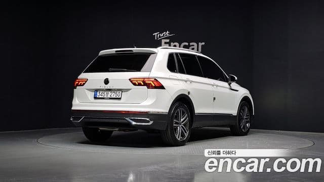 Volkswagen Tiguan 2024 — ფოტო 2/20