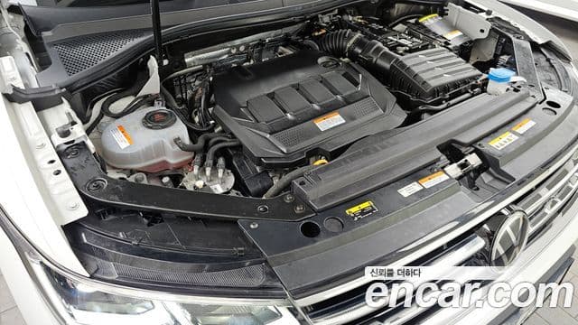 Volkswagen Tiguan 2024 — ფოტო 6/20
